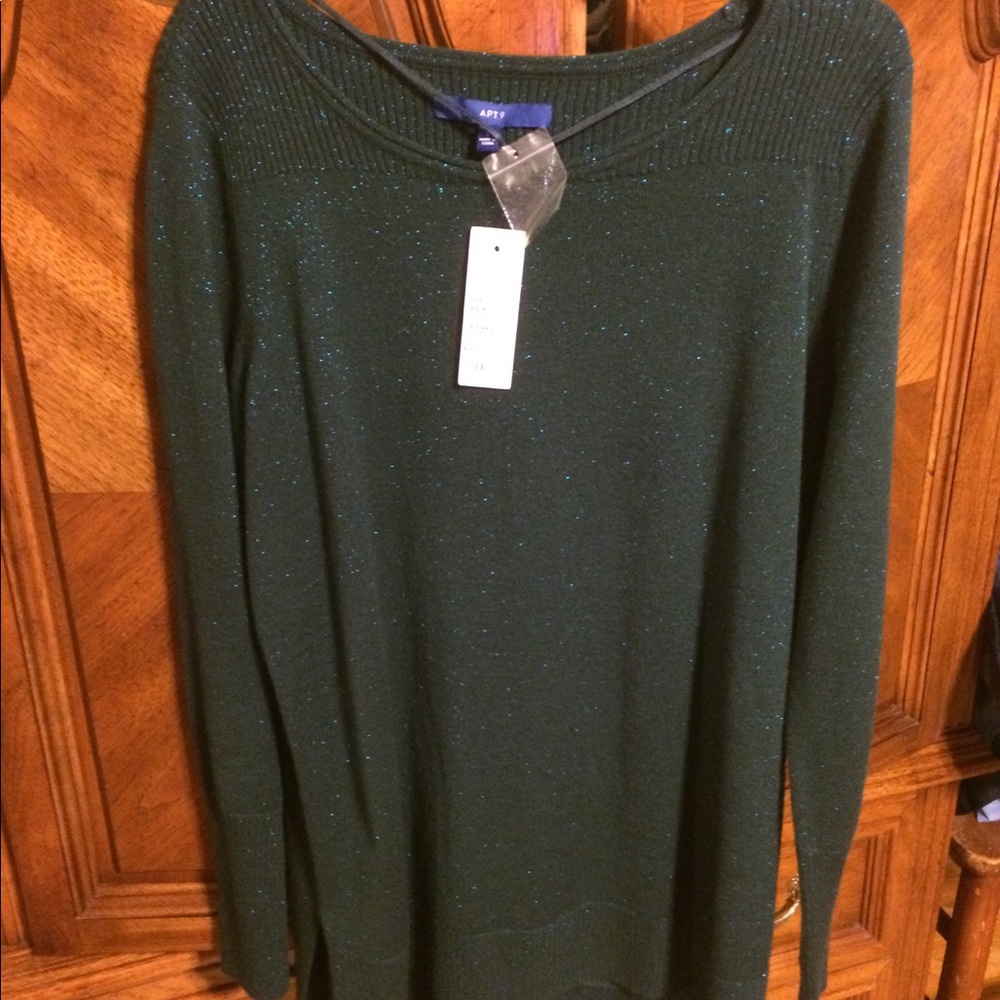 Women’s sweater